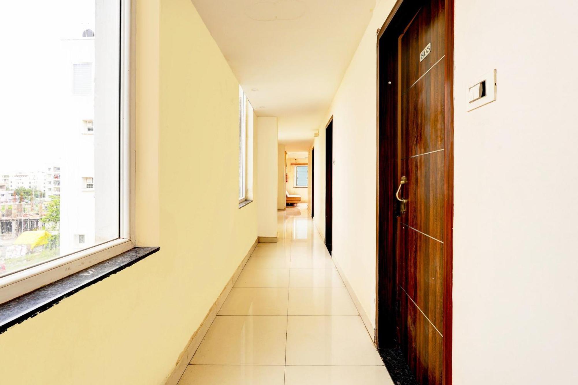 Super Hotel O Mahanadu Formerly Akshaya Bheemas Vijayawada Luaran gambar